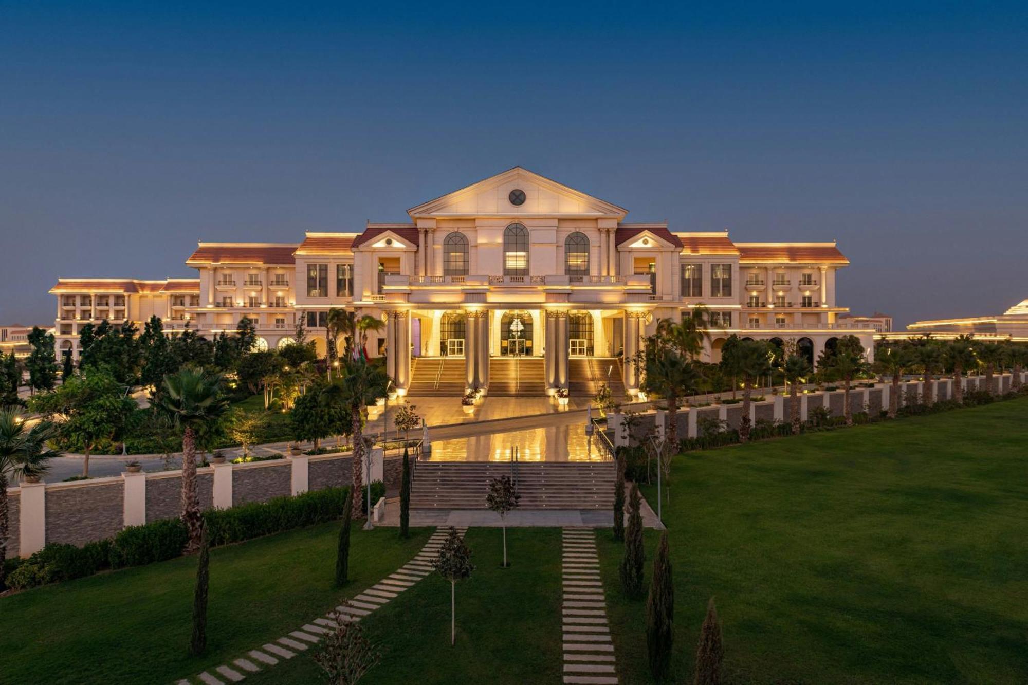 Hotel The St Regis New Capital Kair Zewnętrze zdjęcie The Leela Palace, New Delhi